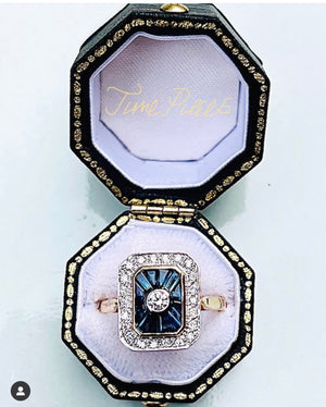 Diamond and sapphire yellow 9 carat gold ring