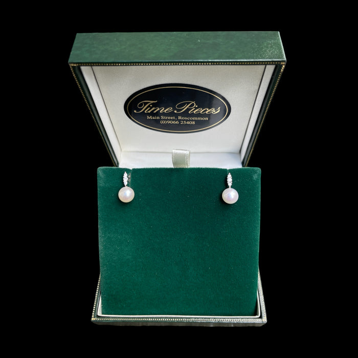 9ct white gold Pearl earrings