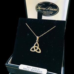9ct gold trinity knot pendant and chain