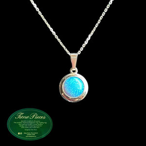 9ct gold opal pendant